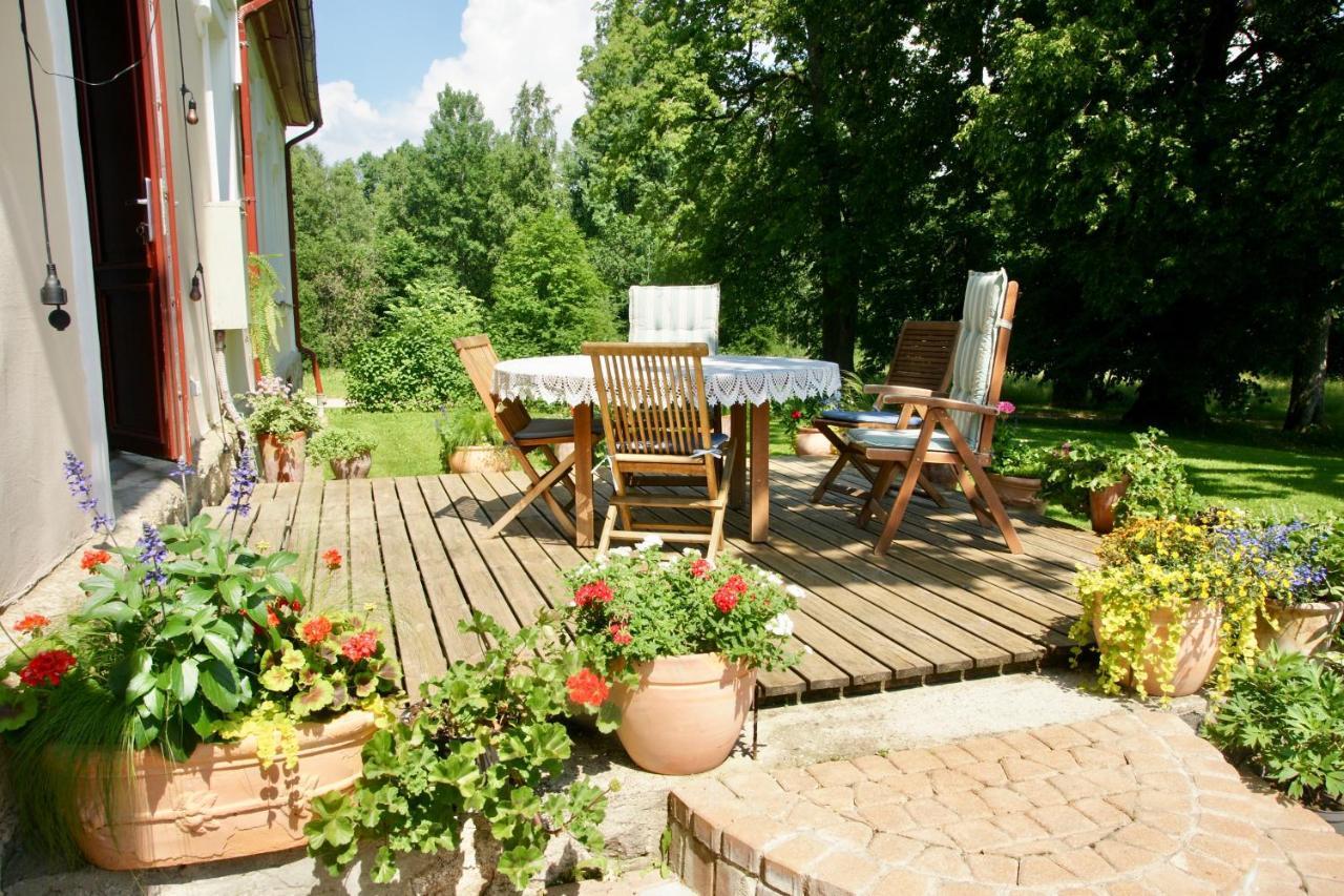 Ferienwohnung Bear Manor Lacu Muizina Pāle Exterior foto